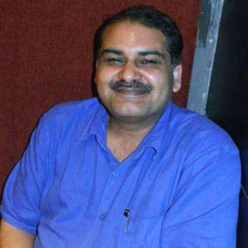 Dr Vineet Vinayak