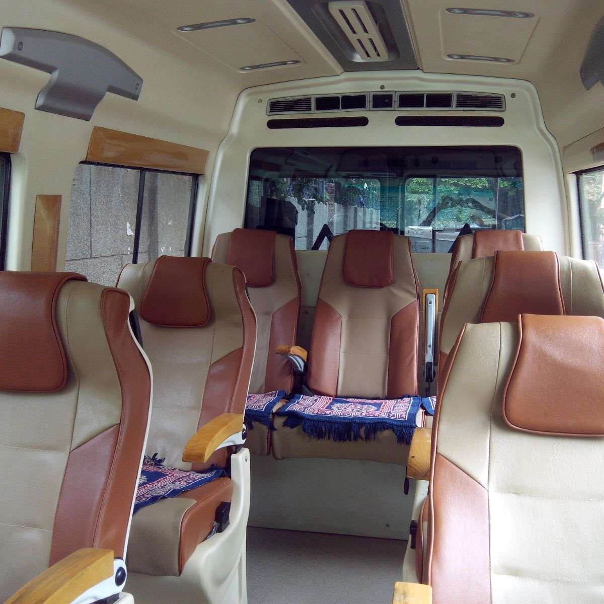 Delhi tempo Travels Delhi tempo Travels